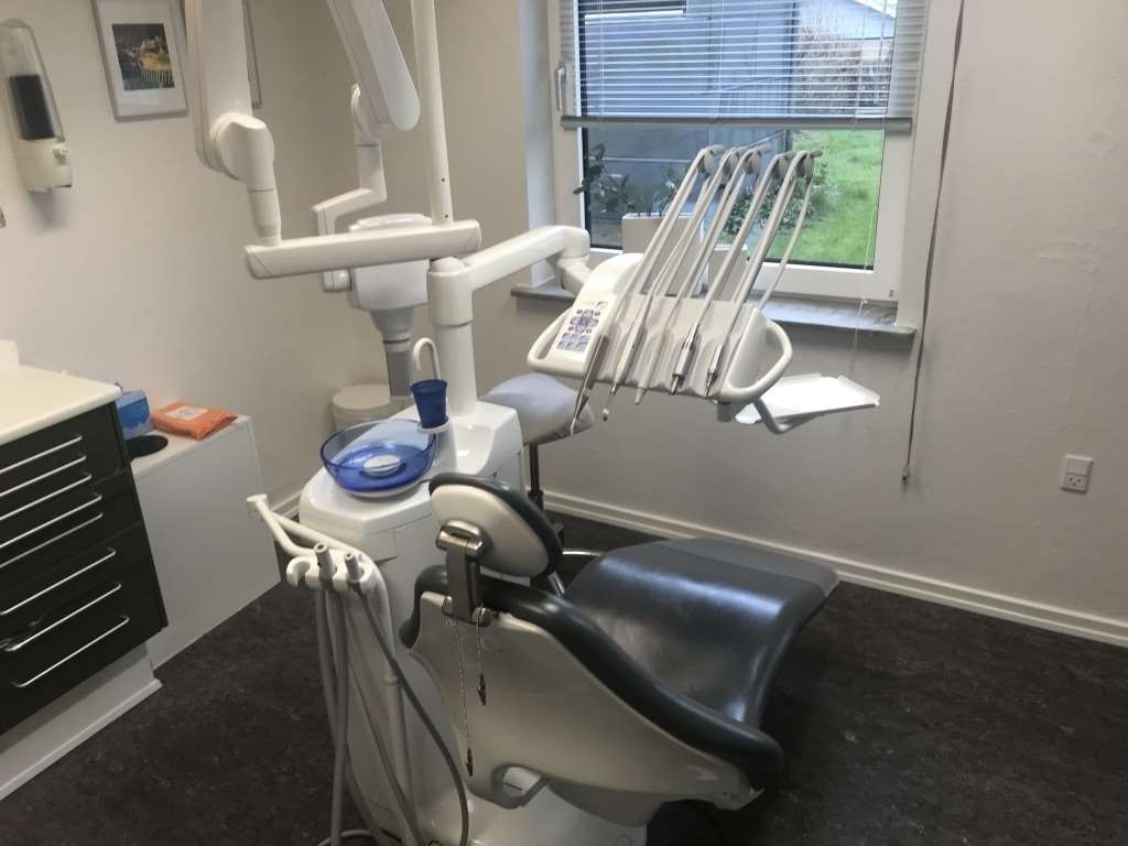 Tandkrone behandling i Aalborg